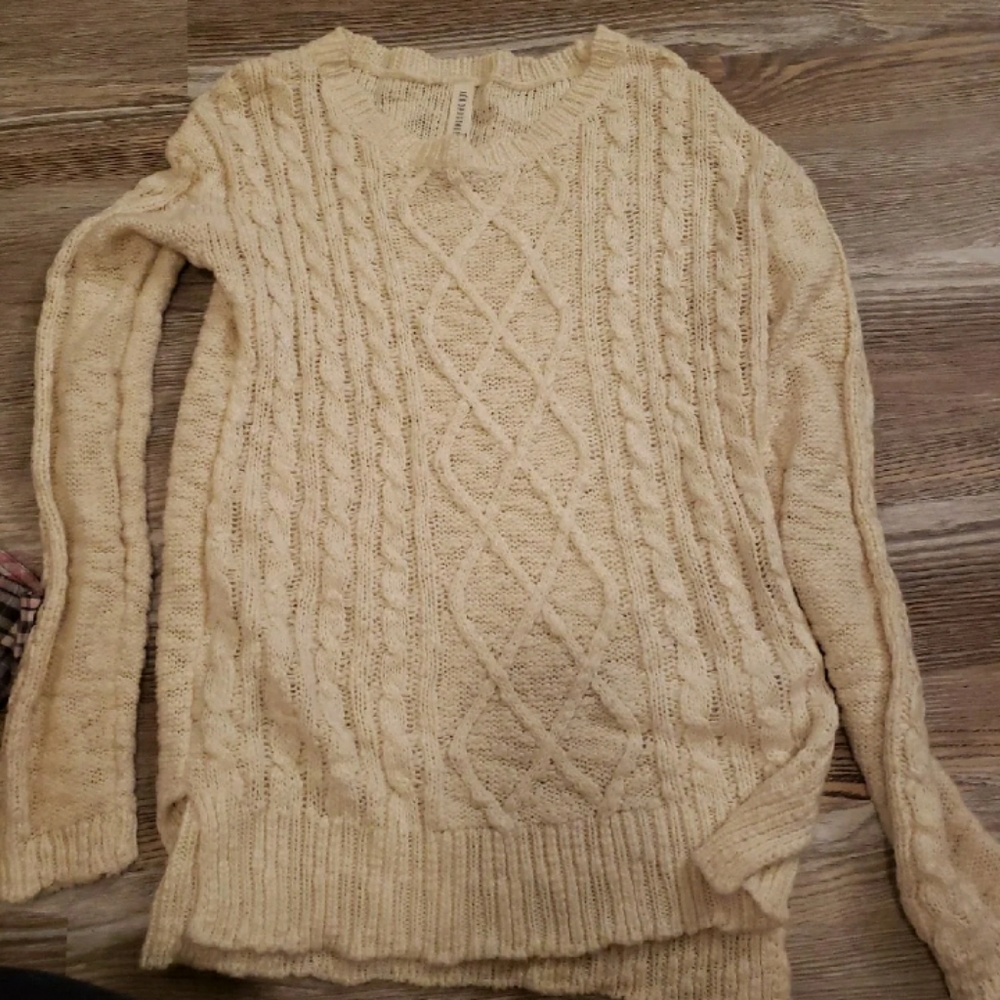 Sweater bundle - Picture 4 of 7